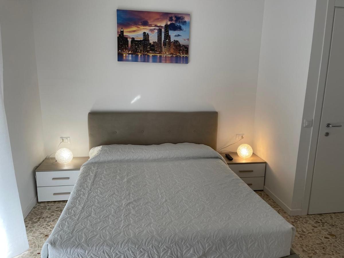 Joys House Bed & Breakfast แบร์กาโม ภายนอก รูปภาพ