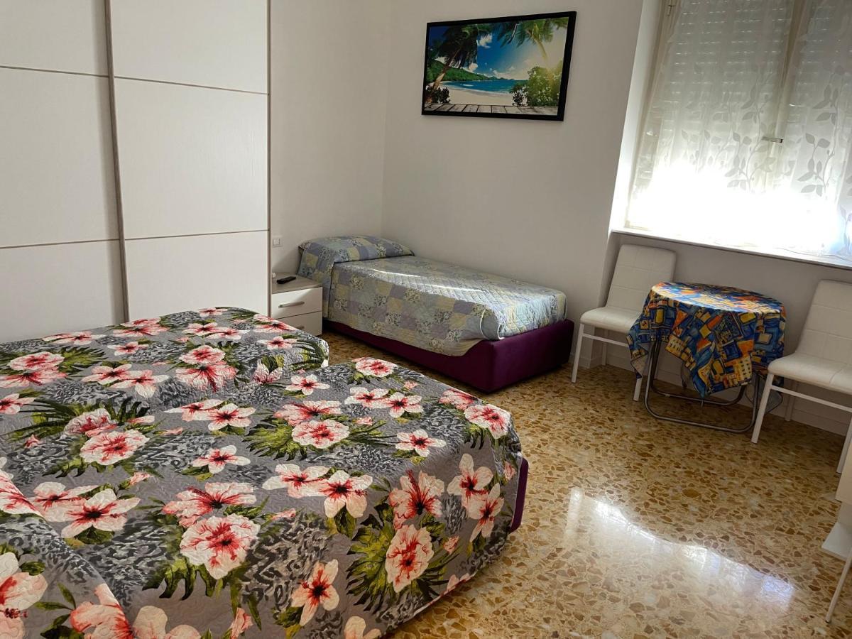 Joys House Bed & Breakfast แบร์กาโม ภายนอก รูปภาพ
