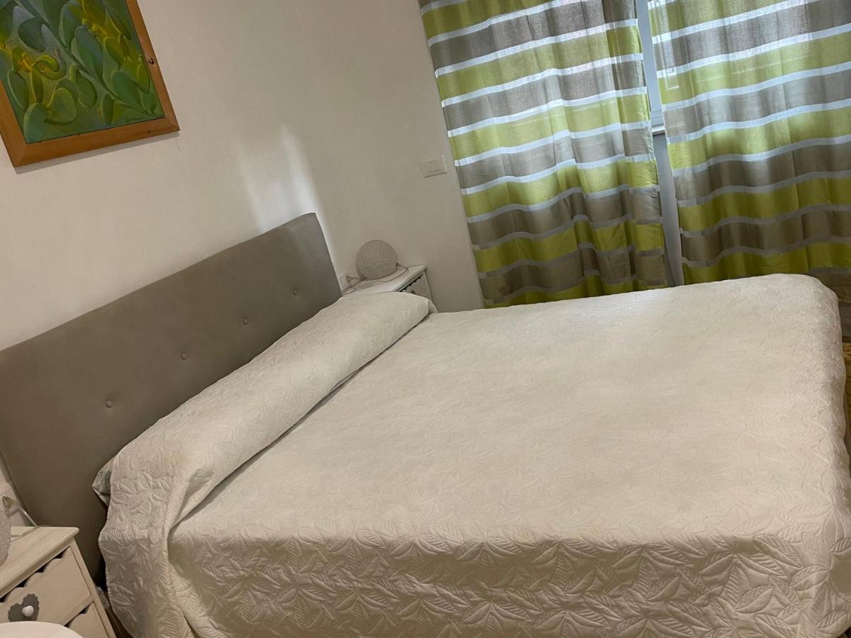 Joys House Bed & Breakfast แบร์กาโม ภายนอก รูปภาพ