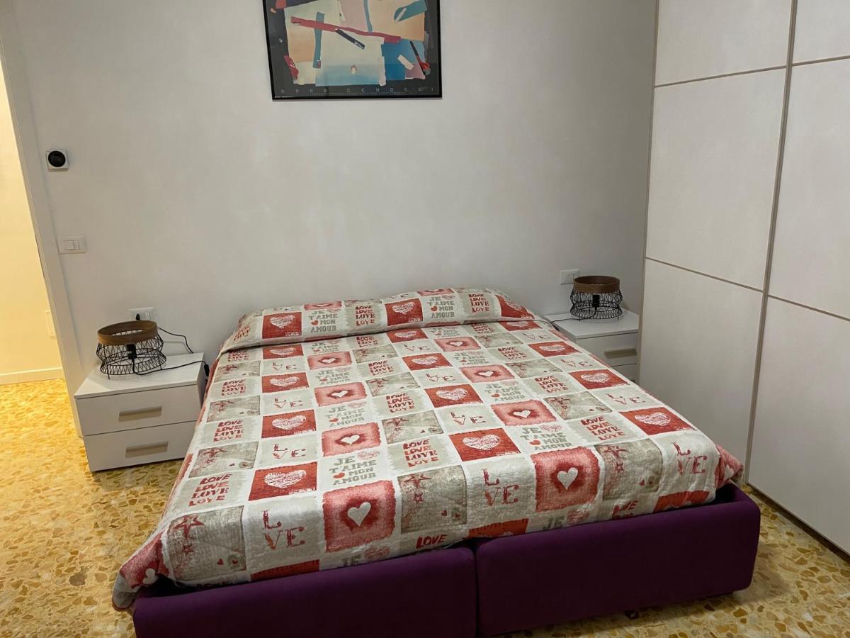 Joys House Bed & Breakfast แบร์กาโม ภายนอก รูปภาพ